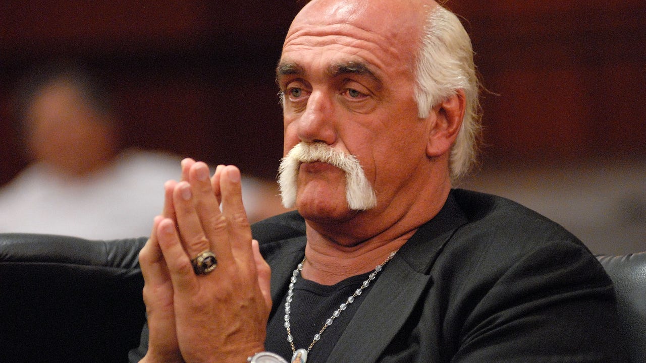 Iron Sheik didn't take news of Hulk Hogan scandal well